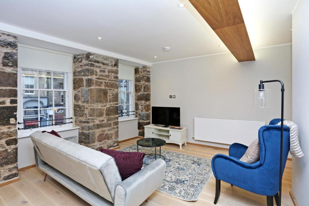Joivy Refurbished Home On The Royal Mile Edimburgo Exterior foto