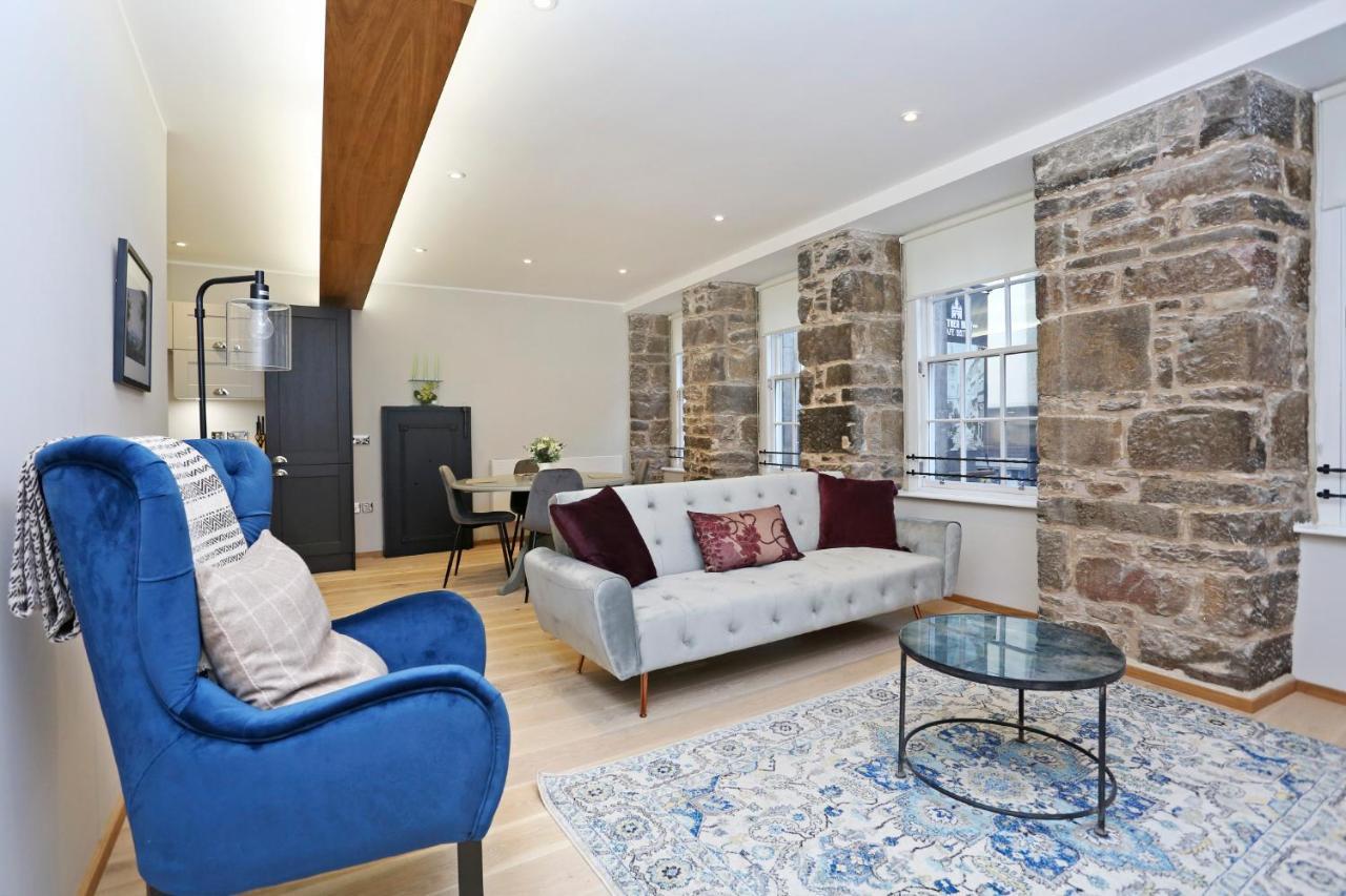 Joivy Refurbished Home On The Royal Mile Edimburgo Exterior foto