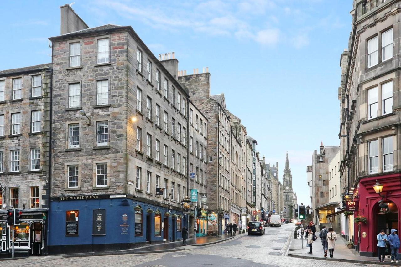 Joivy Beautiful 2 Bed Flat On The Royal Mile Apartamento Edimburgo Exterior foto
