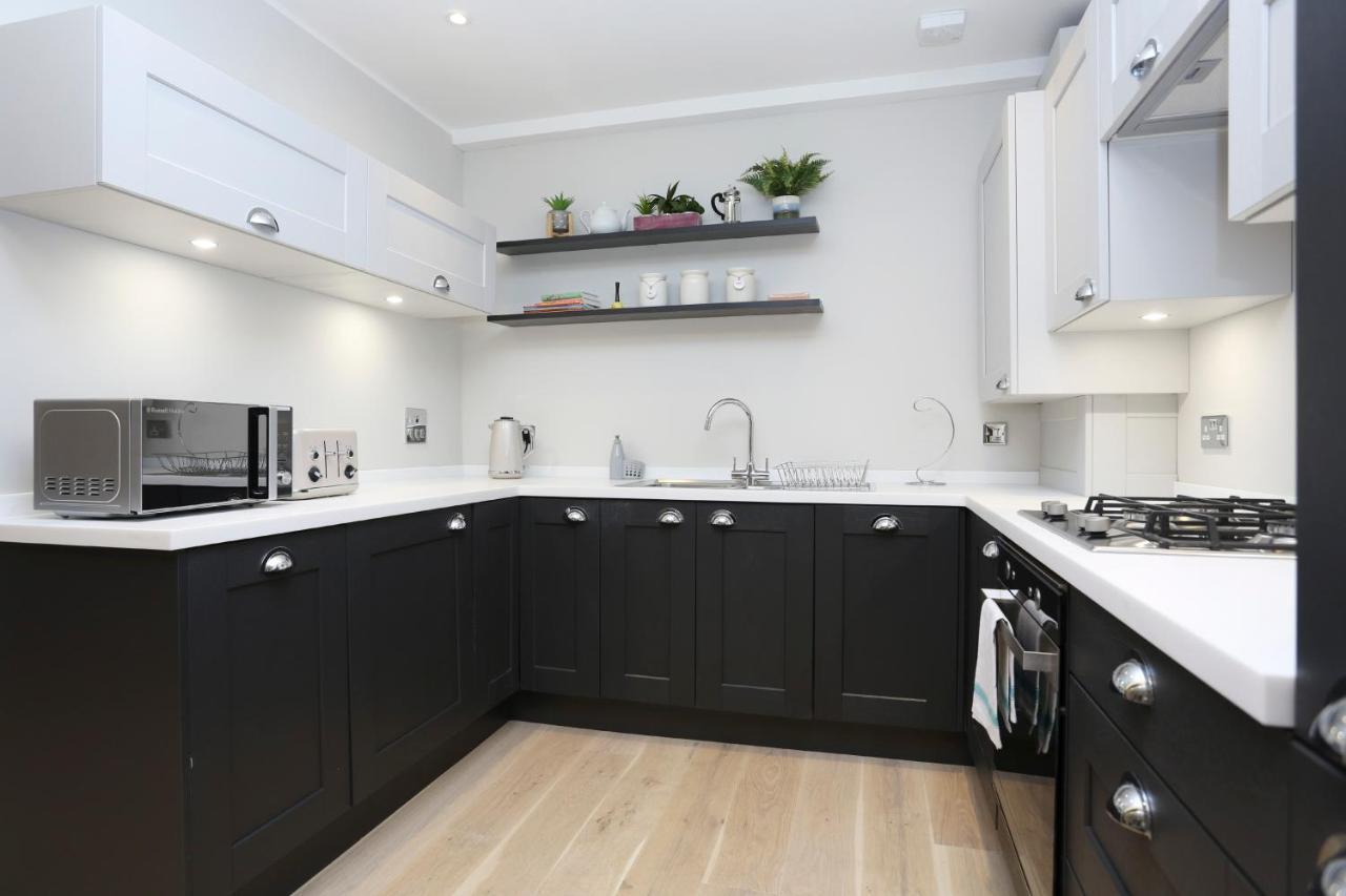 Joivy Beautiful 2 Bed Flat On The Royal Mile Apartamento Edimburgo Exterior foto