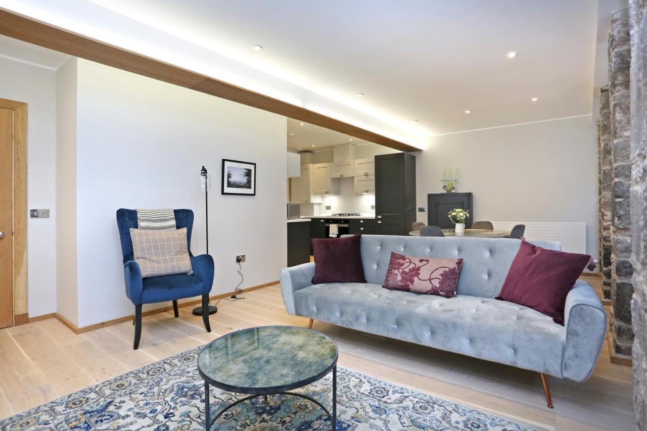 Joivy Beautiful 2 Bed Flat On The Royal Mile Apartamento Edimburgo Exterior foto